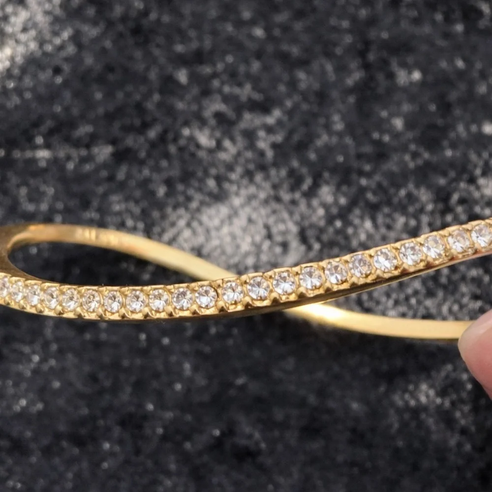 J.CREW GOLD WAVY PAVE CRYSTAL BRACELET EUC